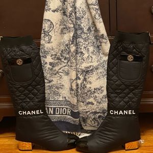Chanel 2 in 1 riding boot size 38